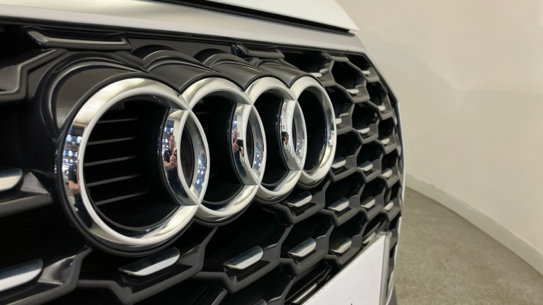 Audi Q3 40 TDI 200 Quattro S Line 5dr S Tronic Diesel Estate